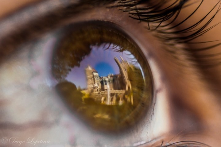 Castle_using_eye_for_wide_angle_lens