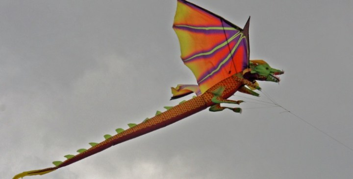 Dragon Kite 750x380